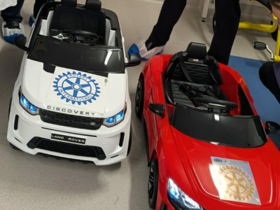 illustration Don de voiturettes télécommandées – service pédiatrie et bloc opératoire du CHIV